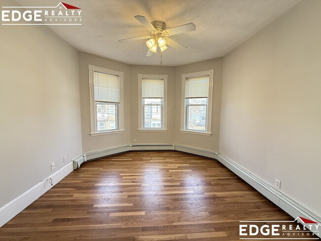 Foto del edificio - 49 Gardena St