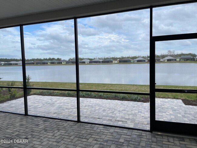 Foto del edificio - 818 Bama Breeze Dr