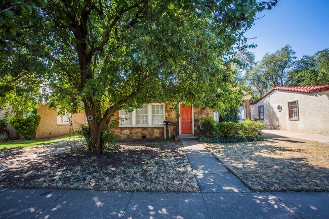 Foto del edificio - 2507 26th St