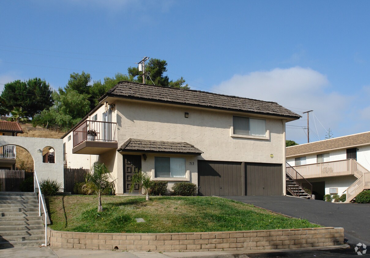 Building Photo - 713 Windsor Ct