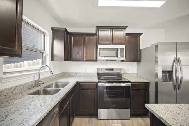 Foto del edificio - 14260 Greenhaw Ln