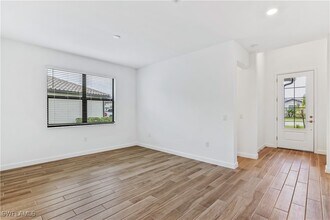 Building Photo - 1817 Lema Ct