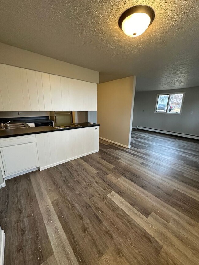 Foto del edificio - 2 Bedroom Duplex