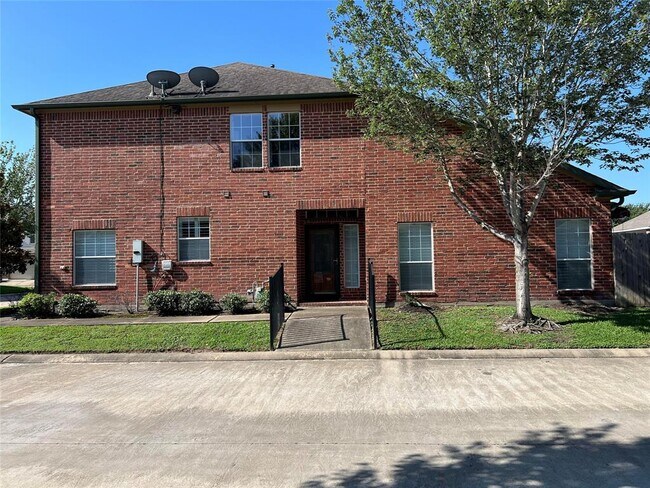 Foto del edificio - 8907 Keymill Dr