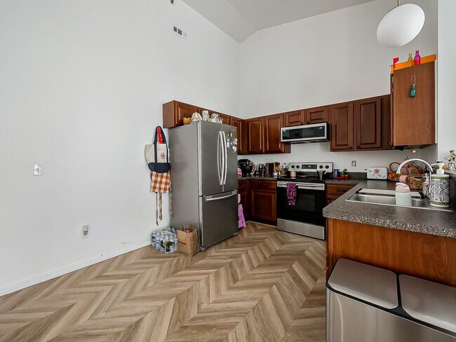 Foto del edificio - Available now!!Welcome to this charming 2-...