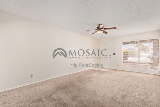 Foto del edificio - 3841 W Bluefield Ave