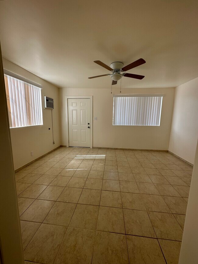 Foto del edificio - 2483 Chelsea St