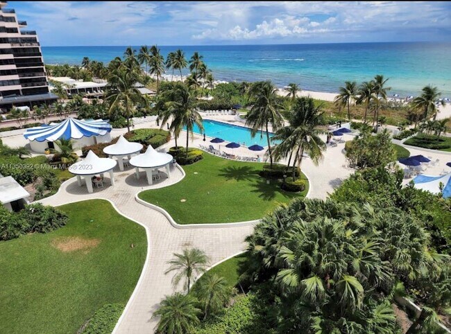 Building Photo - 5151 Collins Ave