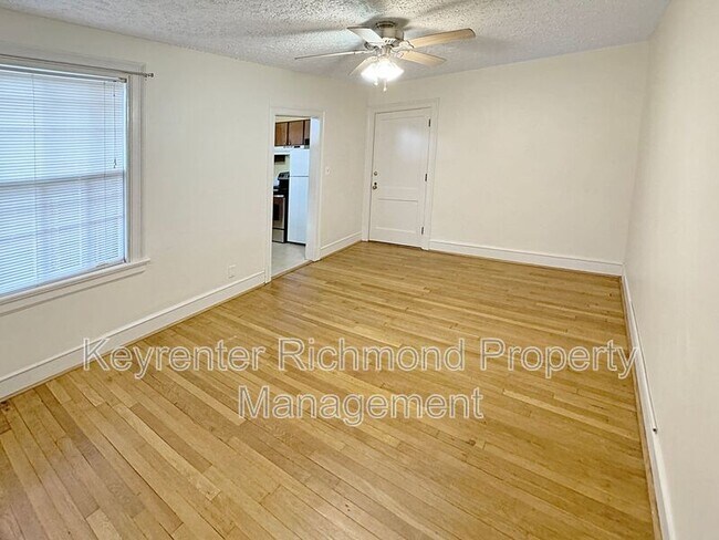 Building Photo - 210 N Stafford Ave