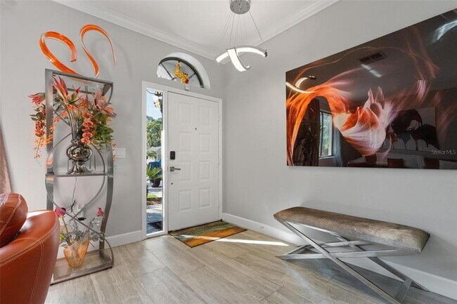 Foto del edificio - 13228 Royal George Ave