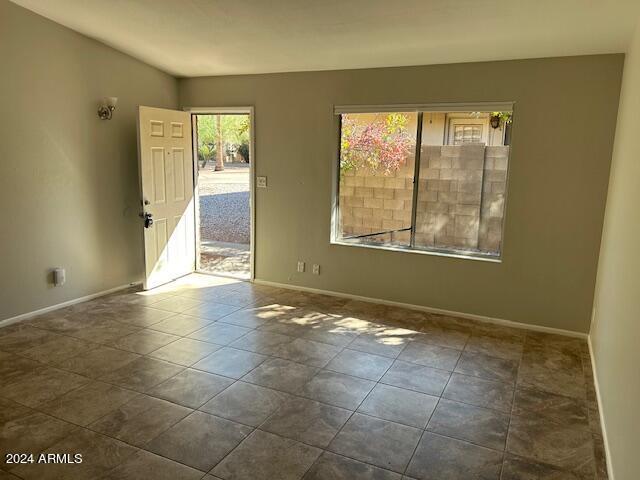 Foto del edificio - 6245 E Glencove Cir