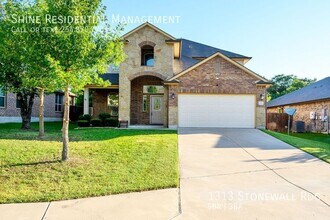 Building Photo - 1313 Stonewall Ridge