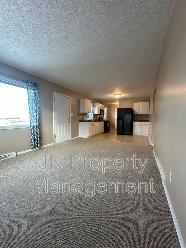 Building Photo - 5404 3rd Ave S