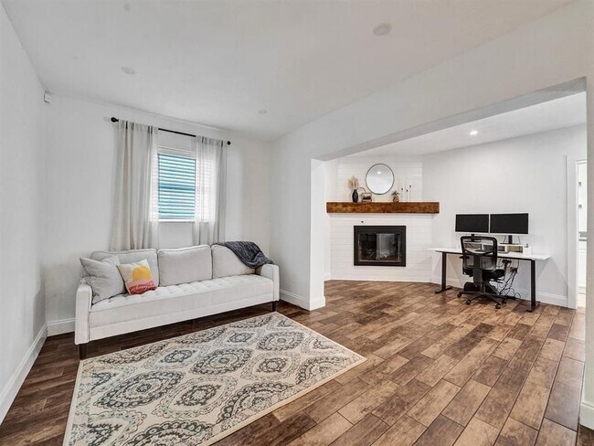 Foto del edificio - 4960 SW 89th Ave