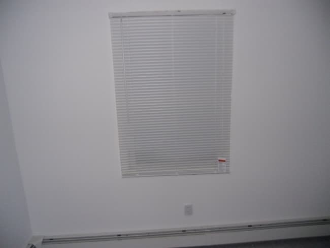 Building Photo - 31 Oaktree Dr