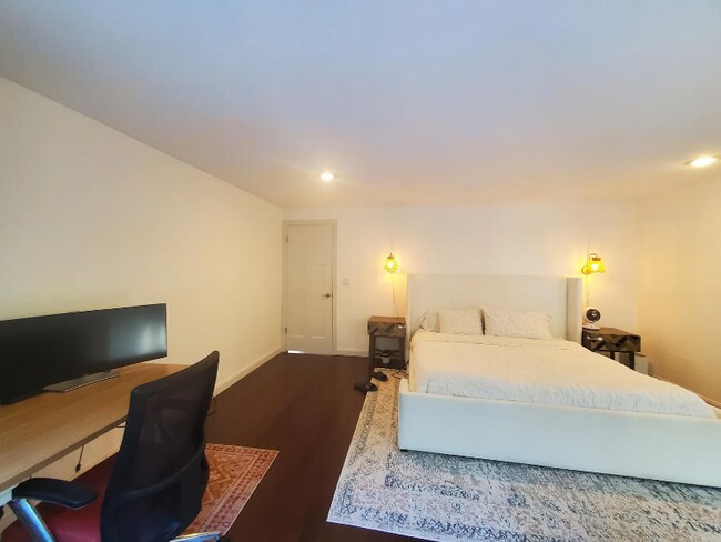 Foto del edificio - 5111 23rd Ave W