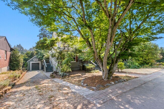 Foto del edificio - 6214 24th Ave NE