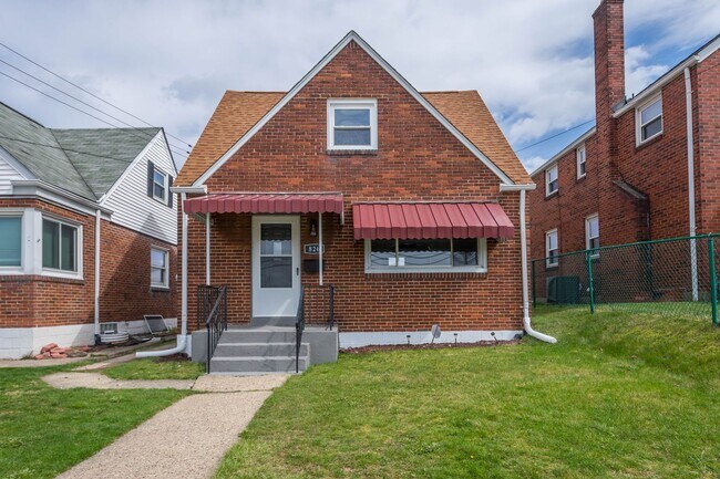 Foto del edificio - 826 Miller Ave