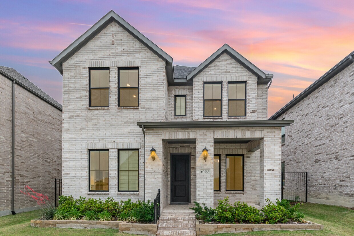 Foto principal - 9558 Hedge St