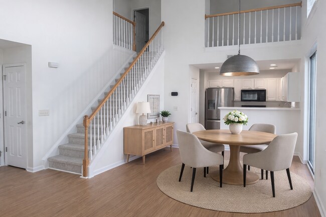 Foto del edificio - 9420 Meadowmont View Dr