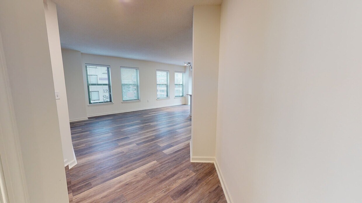 Photo - 1301 Thomas Circle Apartments