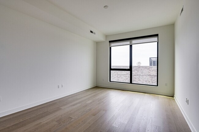 Open living room - 1650 Silver Hill Dr