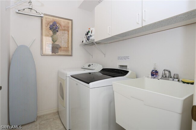 Foto del edificio - 7753 Haverhill Ct