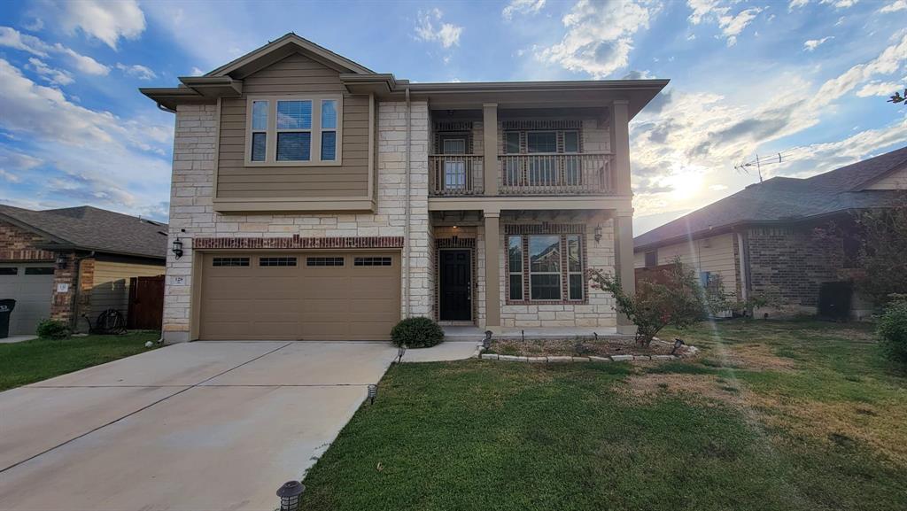 Foto principal - 128 Cypress Hills Rd