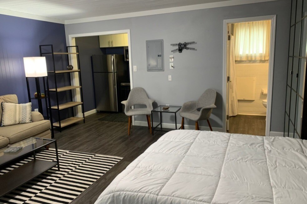 803 Hillview Hts Unit 104, Nashville, TN 37204 Condo for Rent in