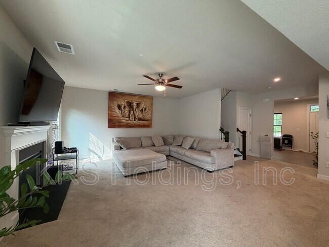 Foto del edificio - 1730 Watershed Ct