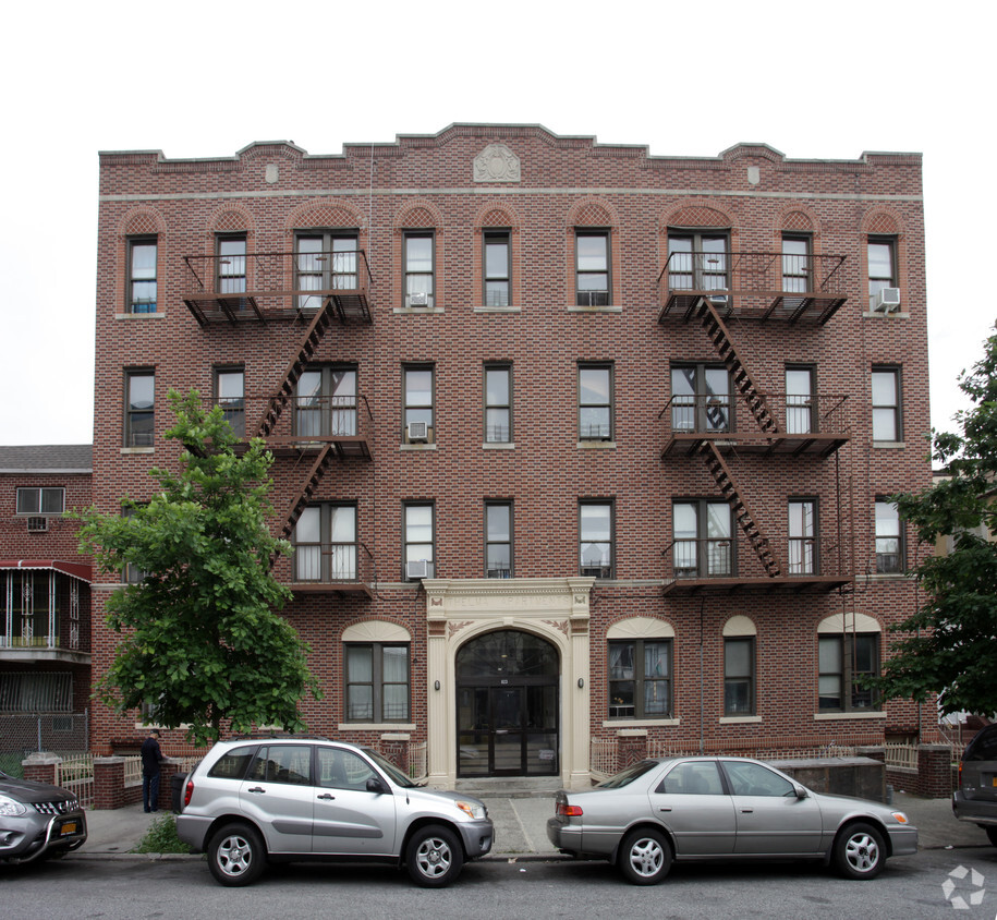 Building Photo - Thelma Apartments