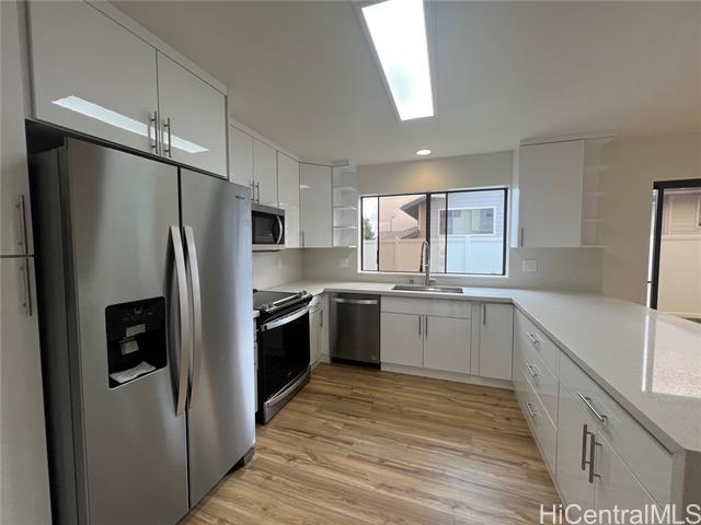 Building Photo - 95-208-208 Mahelu Pl