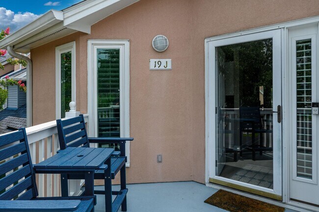 Building Photo - 4908 Lightkeepers Way