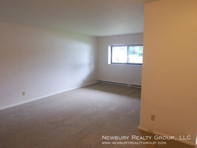 Building Photo - 1449 Poplar St