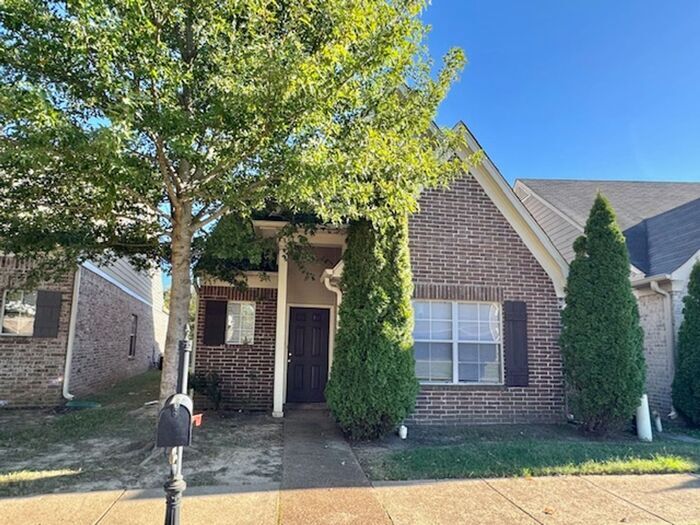 Foto principal - Now Leasing- Beautiful 4 Bedroom Home in Cordova!