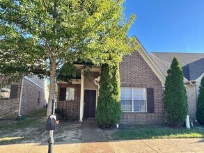 Building Photo - 10199 Sterling Ridge Dr