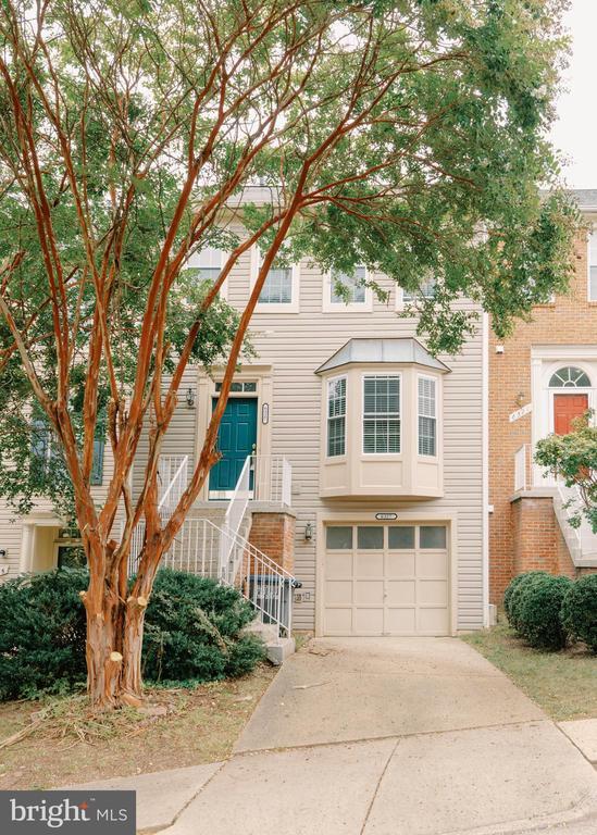 Building Photo - 6327 Cider Barrel Cir