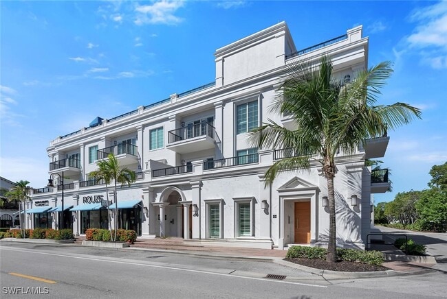 Building Photo - 490 5th St S