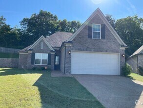 Building Photo - 1220 Hogue Dr