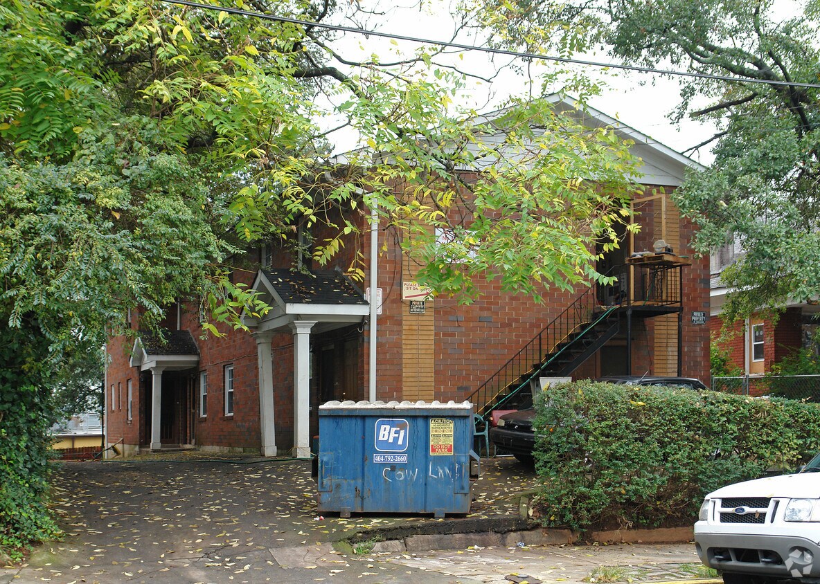 Primary Photo - 395 NE Linden Ave