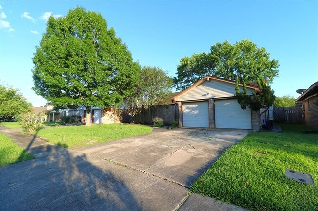 Building Photo - 7911 Fawn Terrace Dr