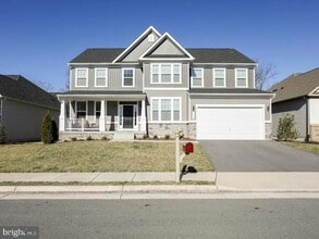 Building Photo - 110 Bentpath Ct
