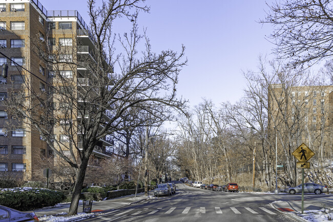 Context - Highpoint on the Hudson