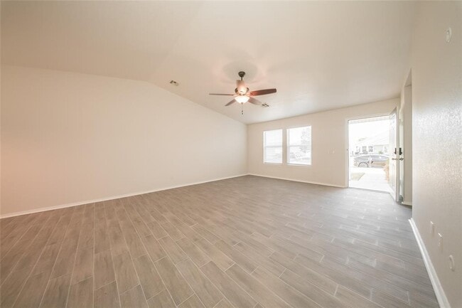 Foto del edificio - 9117 Checkerbloom Dr