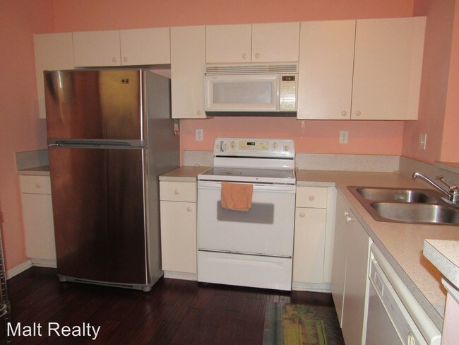Building Photo - 15409 Bellamar Cir