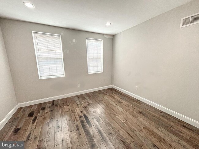 Foto del edificio - 1135 S Mole St