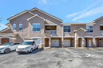 Building Photo - 18112 Villa Creek Dr