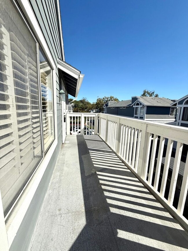 Building Photo - 2 Bedroom 2 bath Condo in Irvine