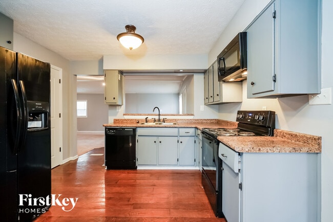 Building Photo - 371 S Hendricks Dr