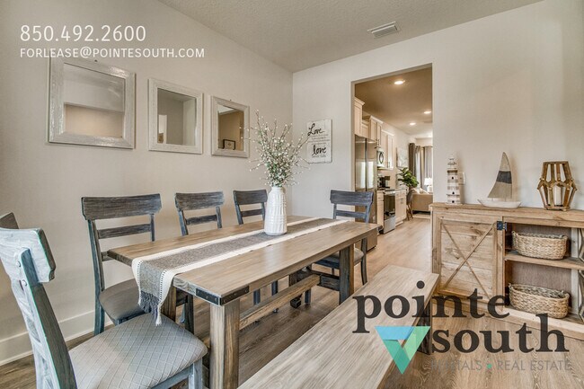 Building Photo - 14358 Gardenglen Dr